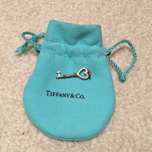 Tiffany keys heart ♥️ pendant